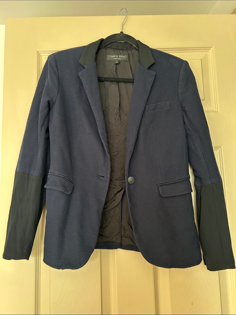Rag & Bone Navy Blazer with Black Collar and Sleeve Panels size 6
